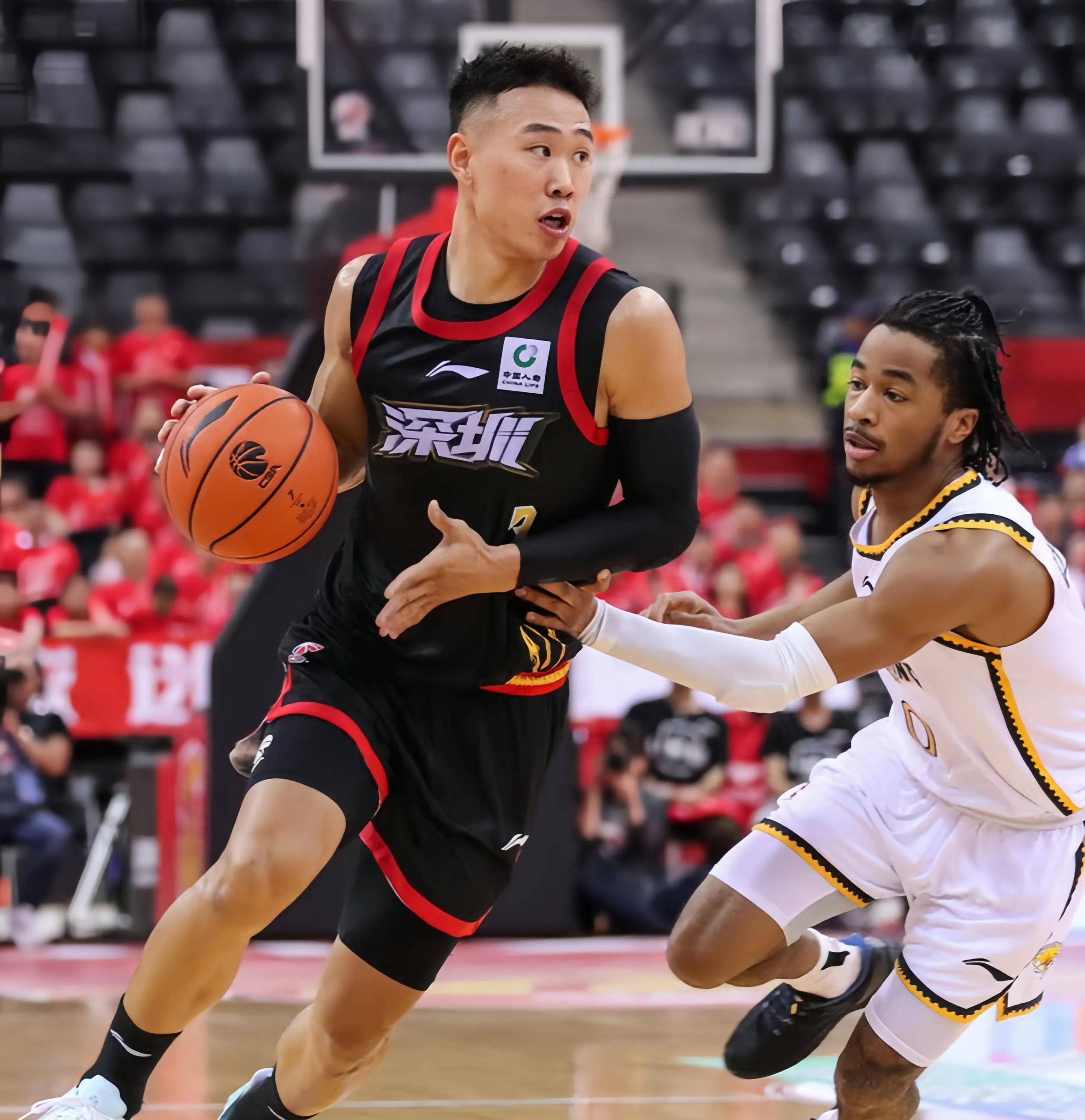 都展现出极 都展现出极