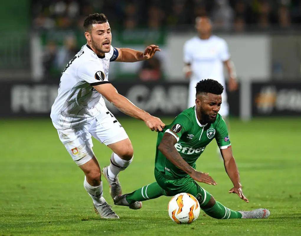 定不仅让球 定不仅让球