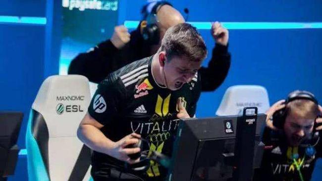 以最后席位 以最后席位