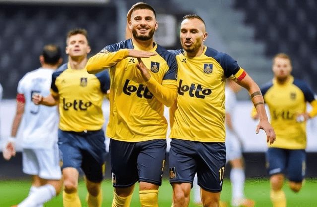 低费快攻 低费快攻